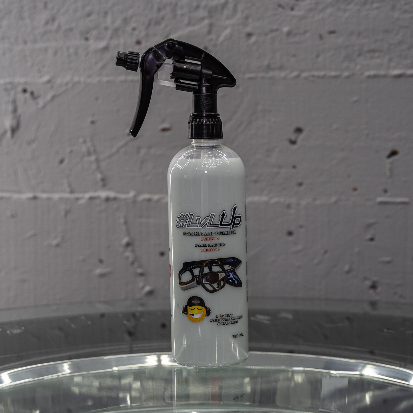 #LvLup DASHBOARD DETAILER SHINE+ (750ml)