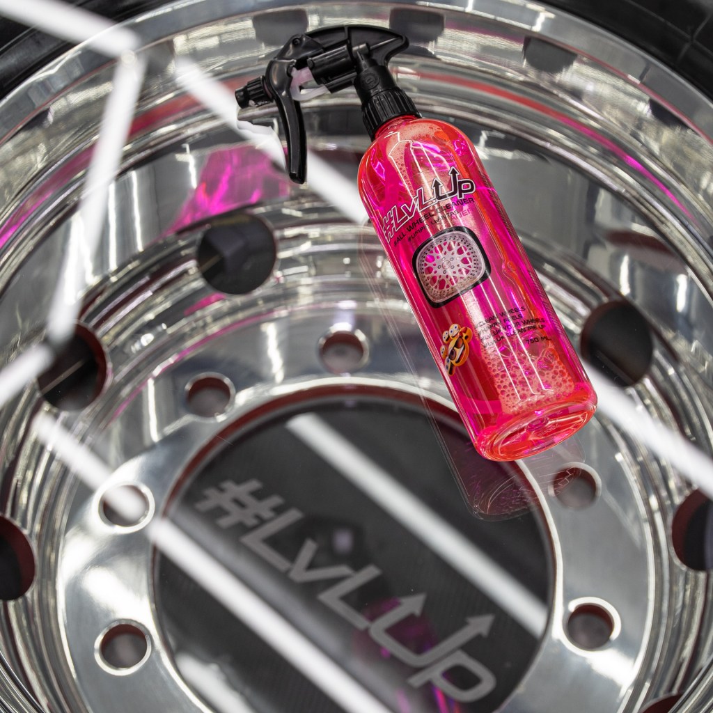 #LvLup ALL WHEEL CLEANER (750ml)