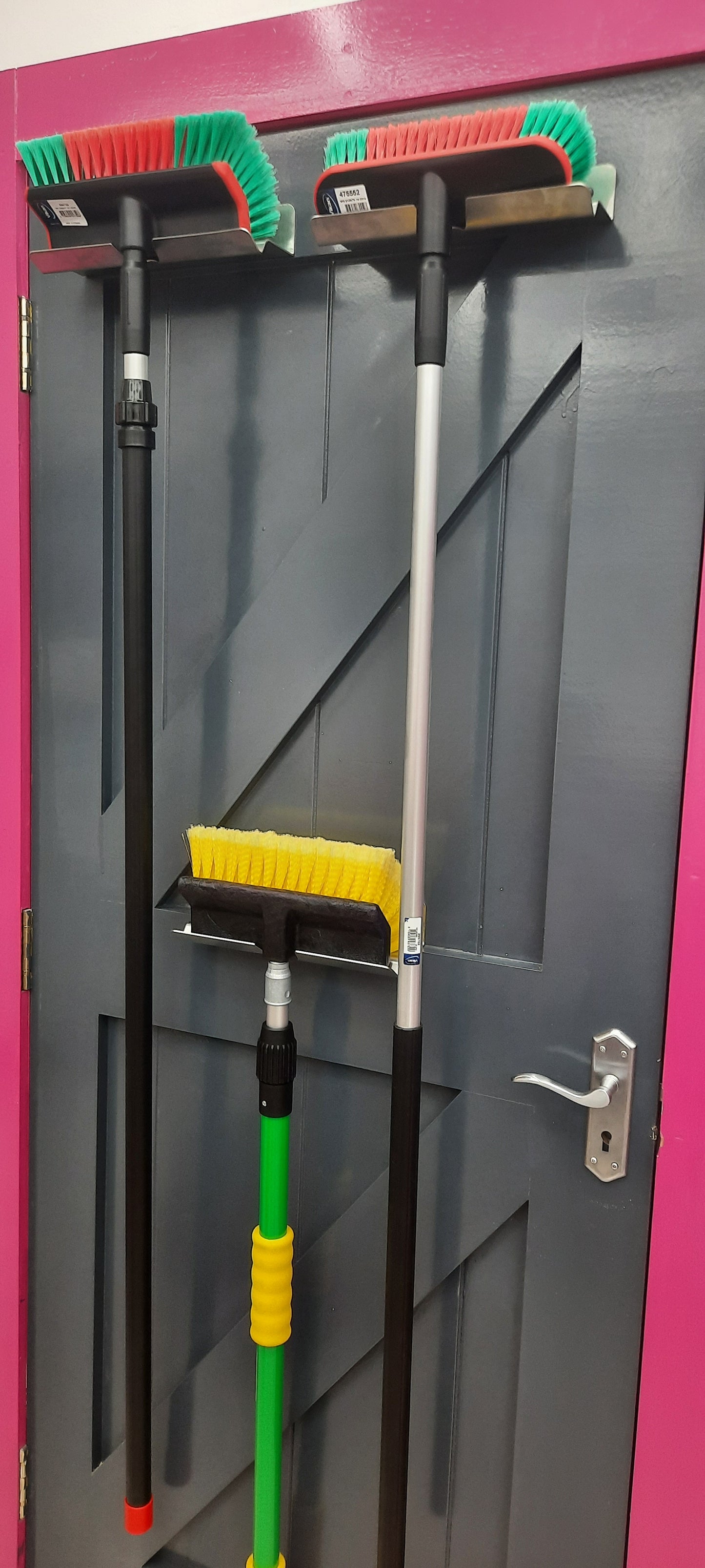 CMG Handy Brush Holder x3