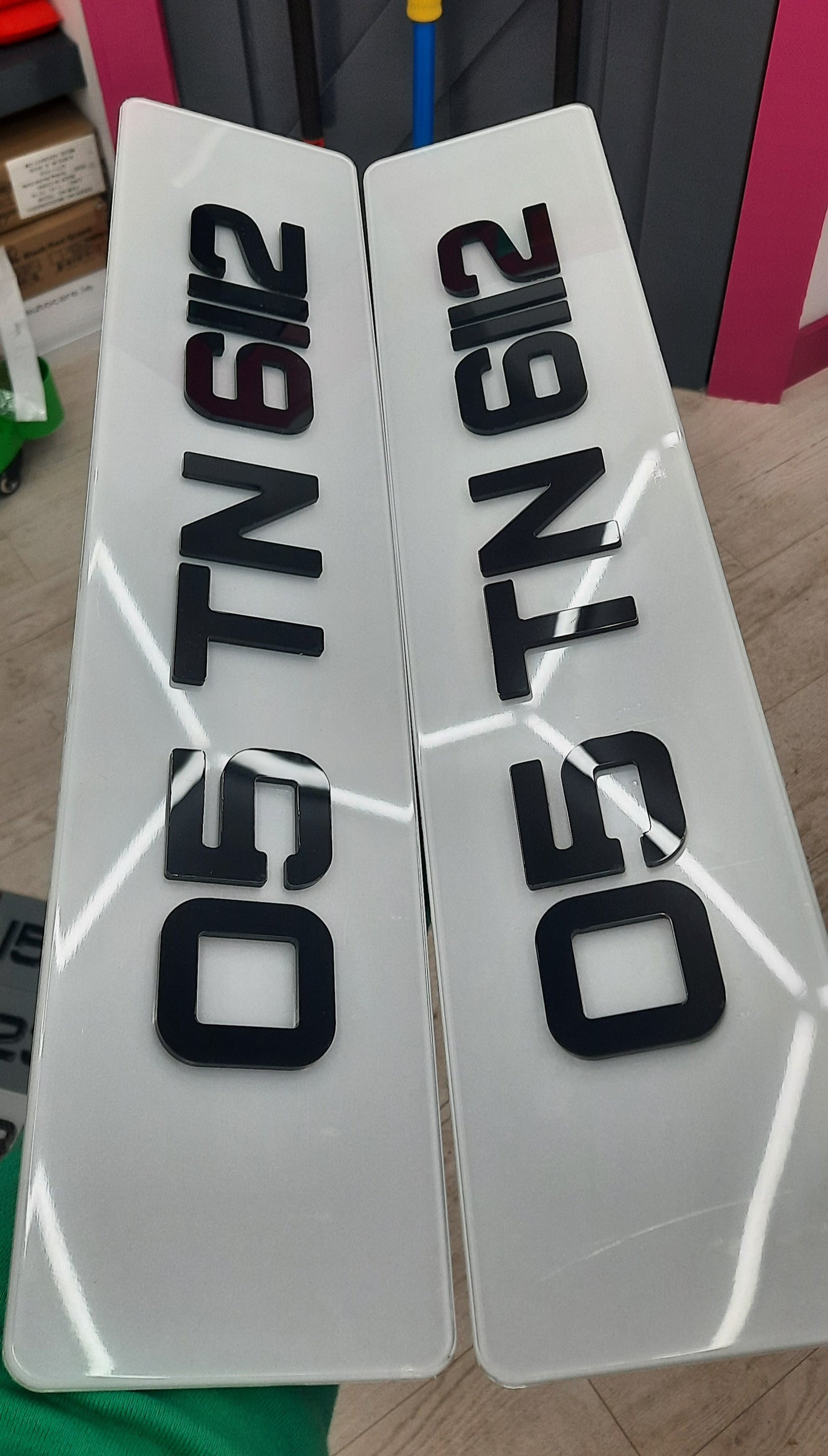 4D Black Plates Pair