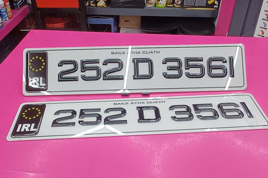 3D Gel Plates Pair With Border & Mini Irl Badge