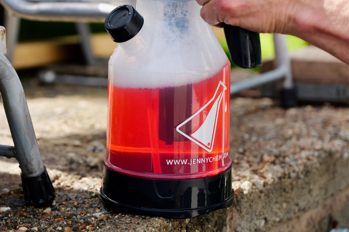 The Hand Cannon 2 Litre Pump Sprayer