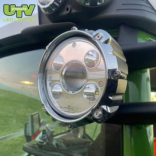 Fendt 800 & 900 Series High Level Headlight Replacement